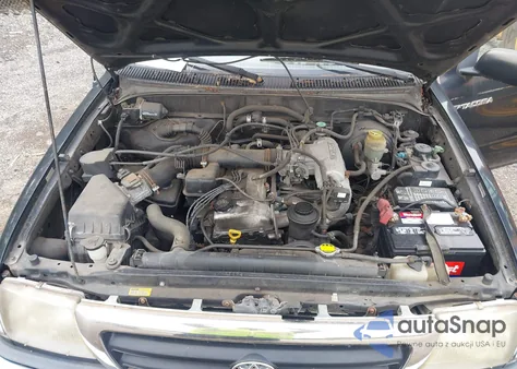 1999 Toyota Tacoma from USA, damaged, VIN 4TAWM72N1XZ537364